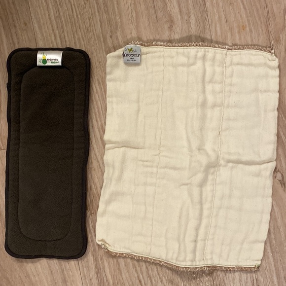 Bumgenius 5.0 Pocket Diaper in Grey - Picture 5 of 8